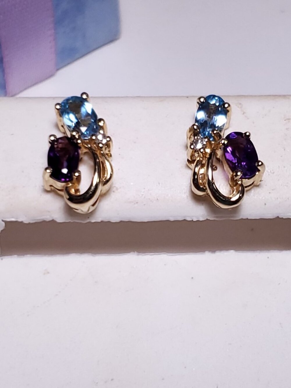 Estate .75ctw Natural BlueTopaz, Amethyst &Diam Swirl 14Kt YG Stud Earrings24490